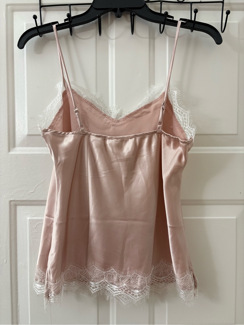 LG Satin Sleepwear Set in Blush Pink - Picture 7 of 7